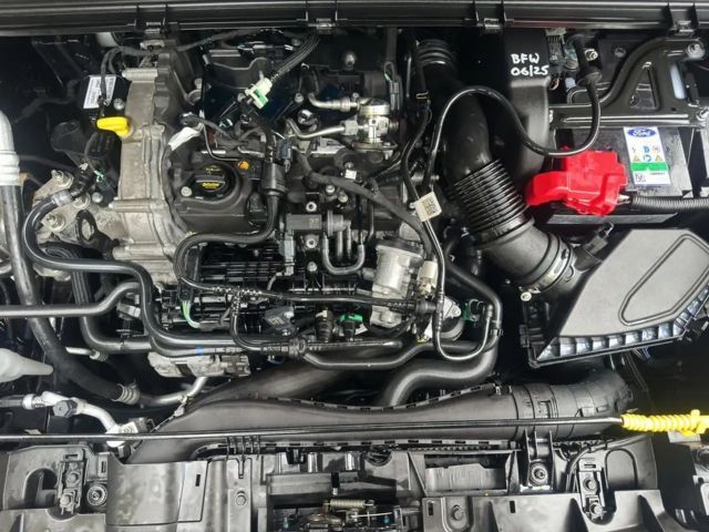 Ford Puma EcoBoost Titanium