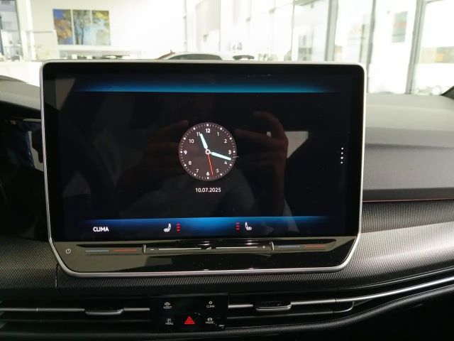 Volkswagen Golf DSG R-Line Variant