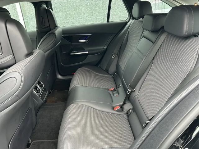 Mercedes-Benz C 200 AVANTGARDE C 200 d Estate