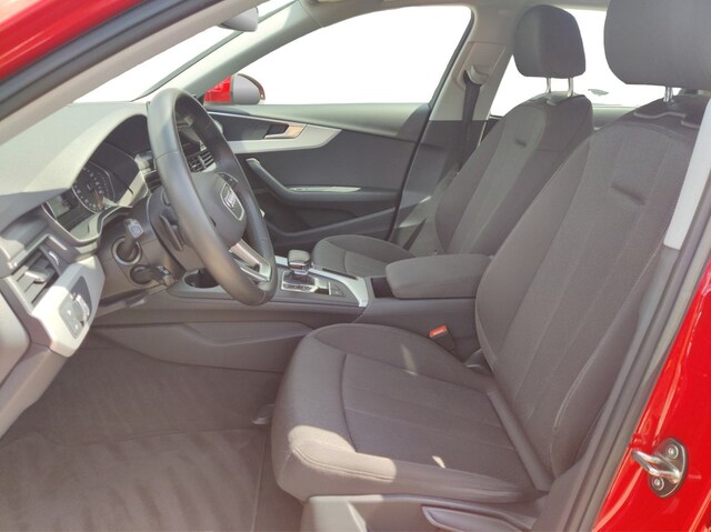 Audi A4 40 TFSI Avant Quattro S-Tronic