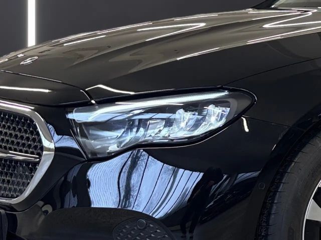 Mercedes-Benz E 200 AVANTGARDE Estate