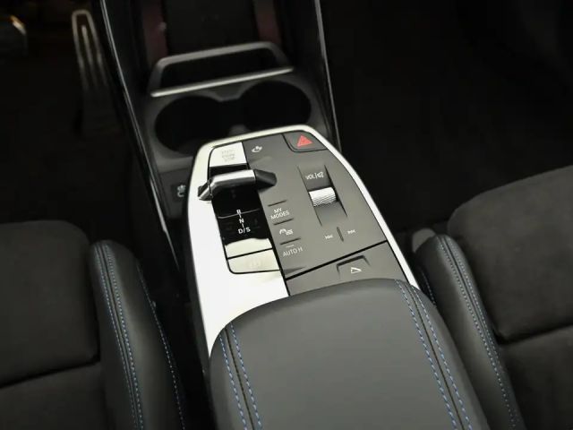 BMW 218 218d Active Tourer Sedan