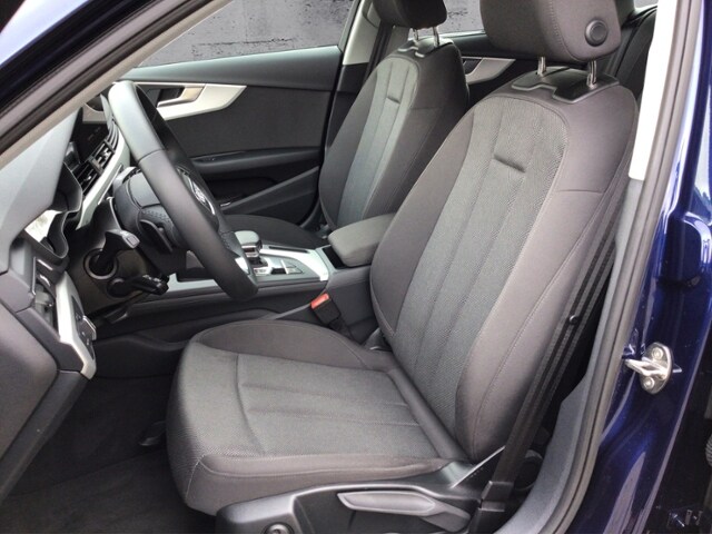 Audi A4 40 TDI Avant S-Line S-Tronic