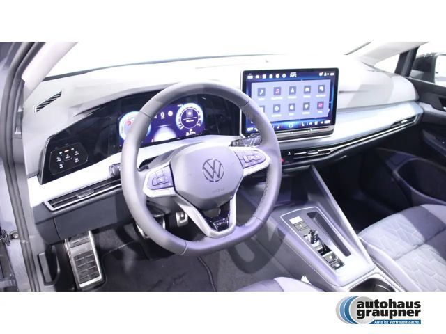 Volkswagen Golf 1.5 eTSI DSG Golf VIII