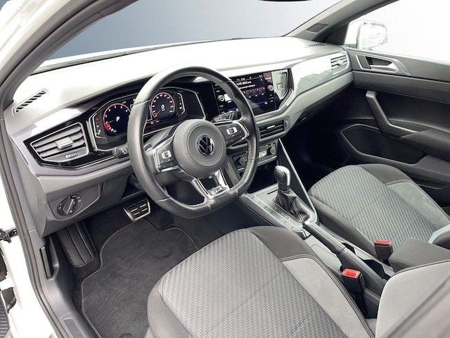 Volkswagen Polo 1.5 TSI DSG Highline R-Line