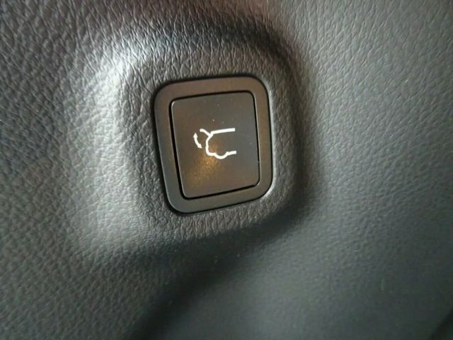 Jeep Compass 1,3 T4 4xePlugin Autom,360°,AHK,Panorama