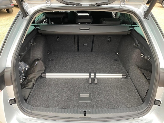 Skoda Octavia Combi Selection