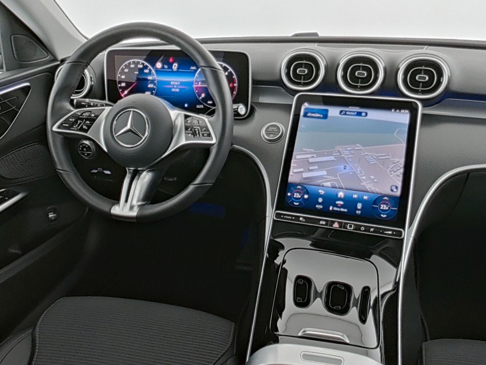 Mercedes-Benz C 200 AVANTGARDE C 200 d