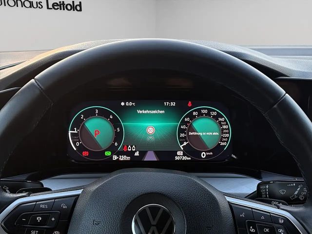 Volkswagen Golf DSG Life