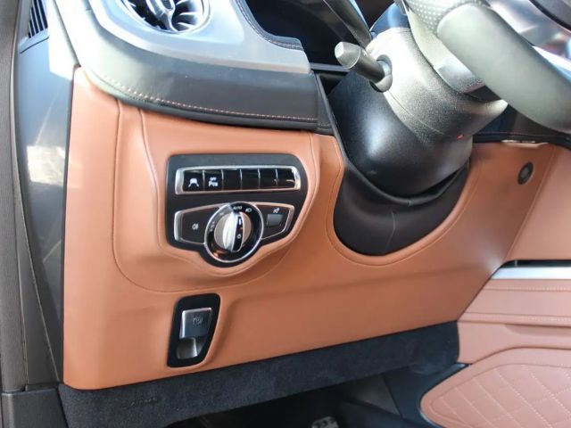 Mercedes-Benz G 500 AMG Line