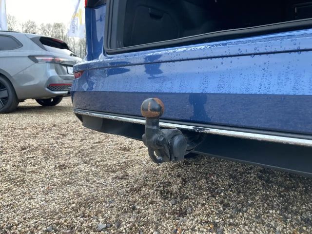 Volkswagen Golf 1.5 TSI Variant