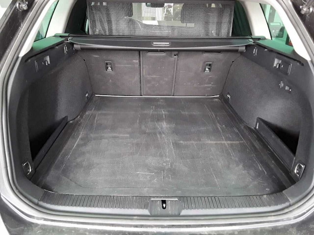 Volkswagen Passat 2.0 TDI Business DSG Variant