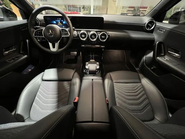 Mercedes-Benz A 180 Business Line