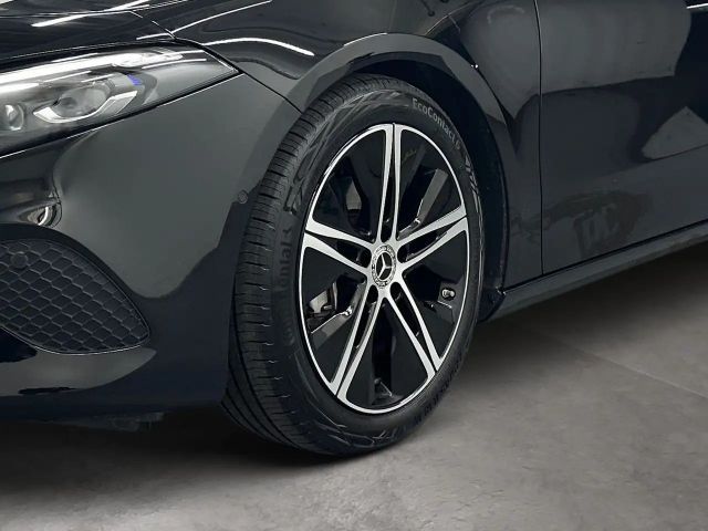 Mercedes-Benz A 200 Carbon 360° Multibeam Night Keyl-GO PTS Temp