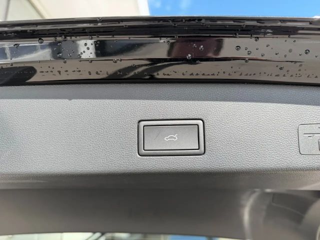 Volkswagen Golf 1.5 eTSI Life Variant