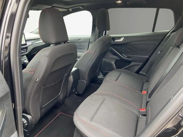 Ford Focus ST Line Wagon