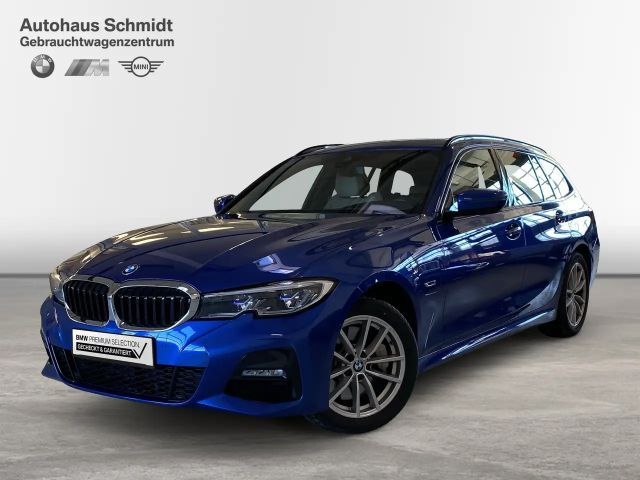 BMW 330 330e M-Sport Touring