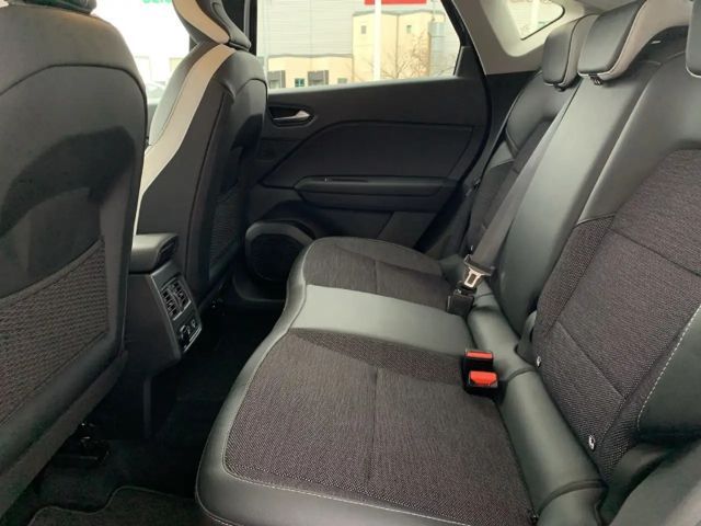 Renault Captur Intens TCe 140