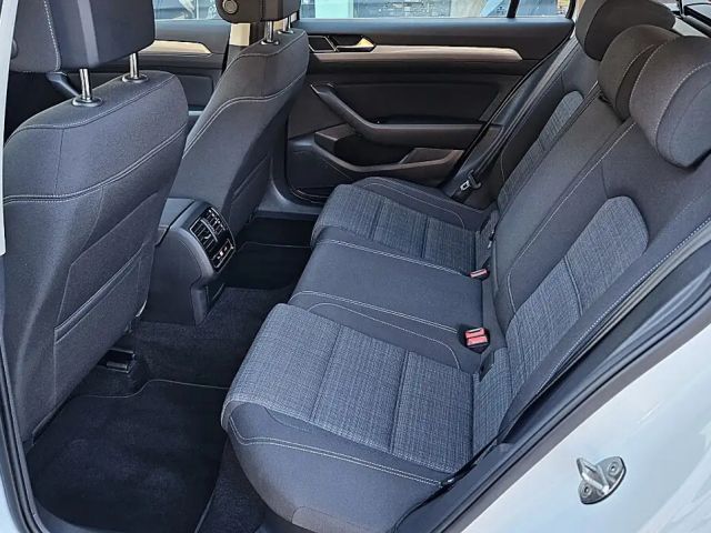 Volkswagen Passat Business DSG Variant