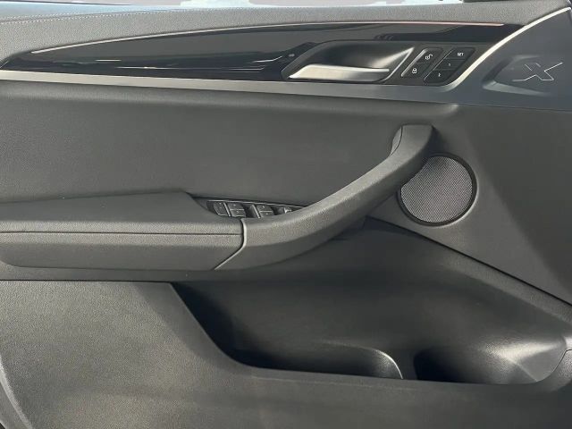 BMW X3 40i adapLED ACC 360° H/K adapM-FW