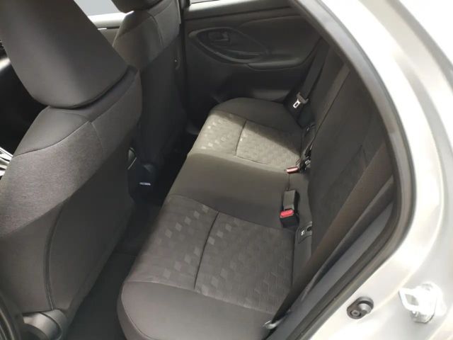 Toyota Yaris 1,5l Teamplayer LED Sitzheizung vorn Lenkradheizun