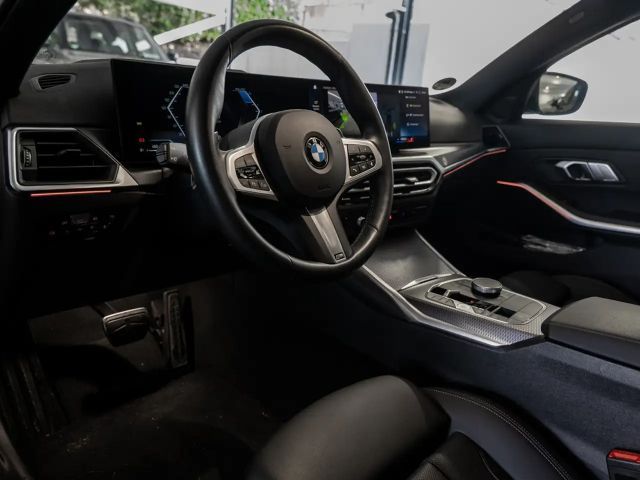 BMW 320 320d M-Sport Sedan xDrive