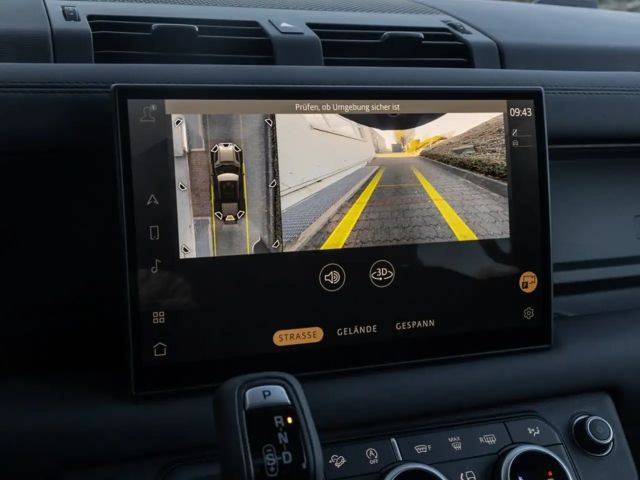 Land Rover Defender 110 D300 Dynamic SE