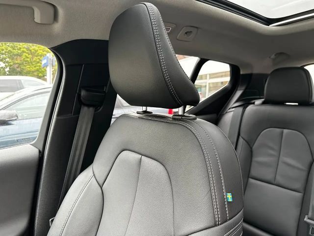 Volvo XC40 Dark Plus