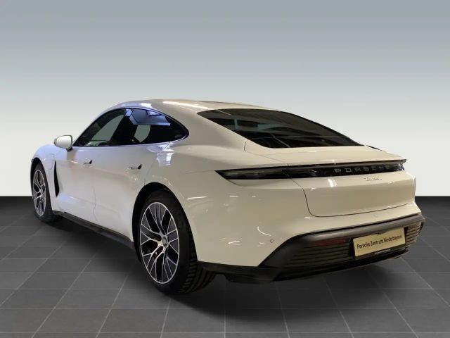 Porsche Taycan Performance Plus