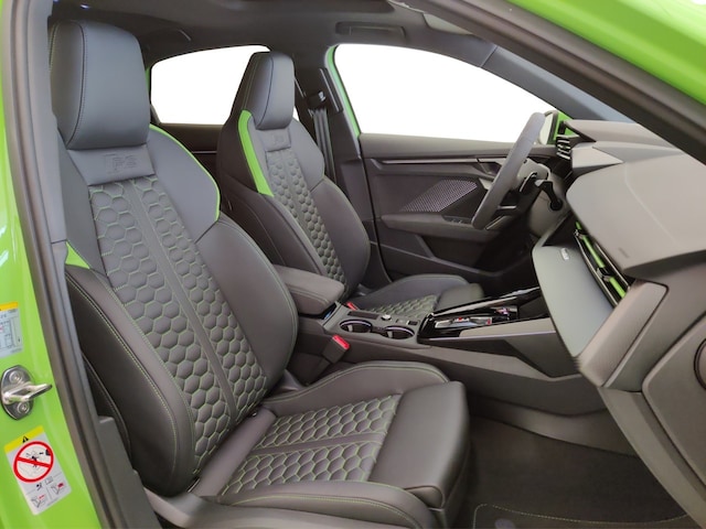 Audi RS3 Quattro S-Tronic Sedan