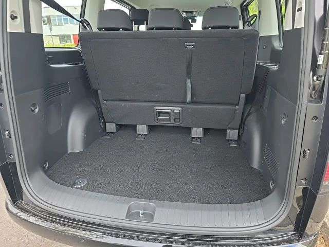 Hyundai Staria Trend