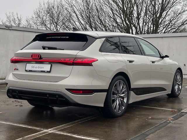 Audi A6 e-tron Avant Quattro