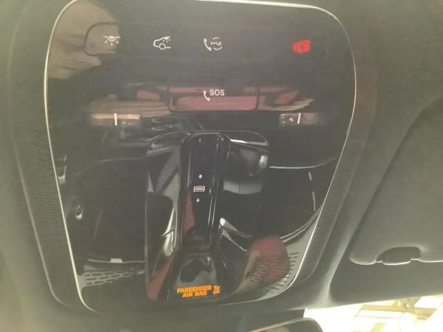 Mercedes-Benz E 200 AMG Line Sedan