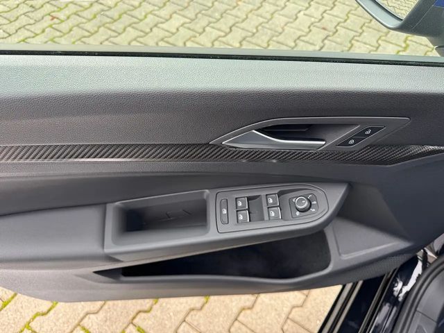 Volkswagen Golf 2.0 TSI Golf VIII