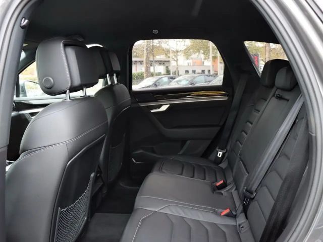 Volkswagen Touareg 3.0 V6 TSI 4Motion R-Line