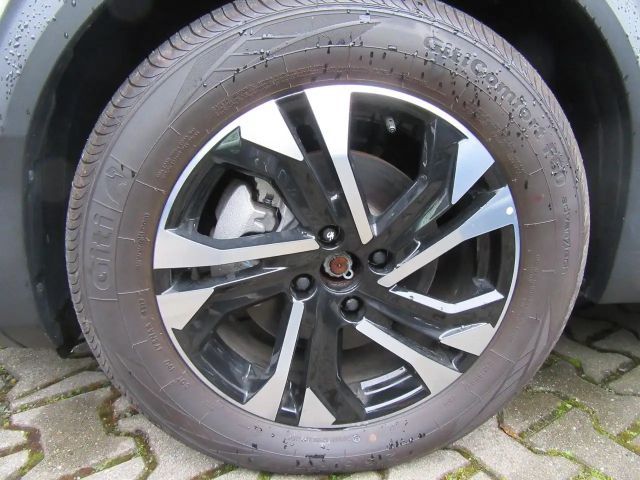 Peugeot E-2008 Active Pack