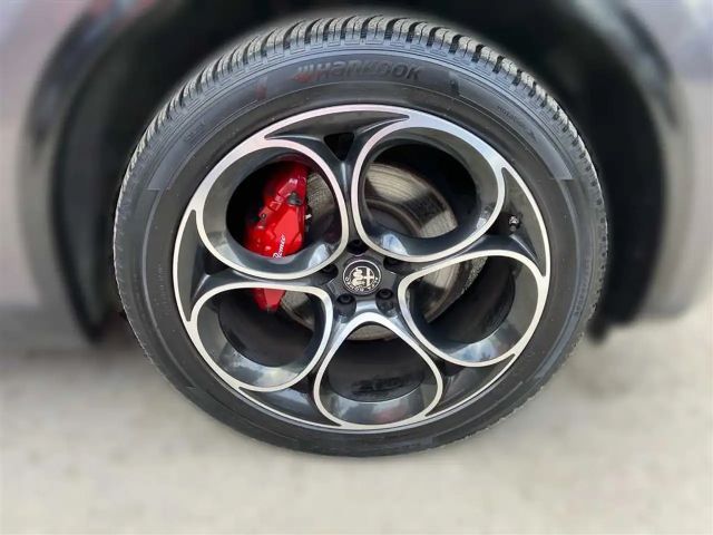 Alfa Romeo Stelvio Q4 Veloce