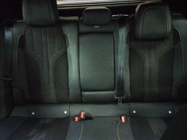 Peugeot 408 GT-Line Hybrid