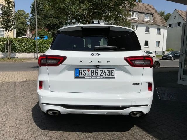 Ford Kuga Plug in Hybrid ST Line X