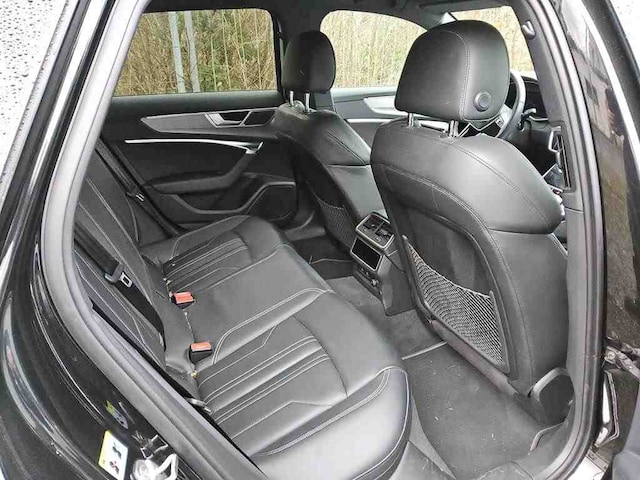 Audi A6 55 TFSI Avant Quattro S-Tronic Sport