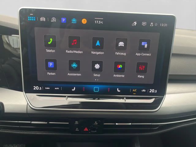 Volkswagen Golf DSG Life Variant