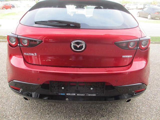 Mazda 3 Exclusive-line