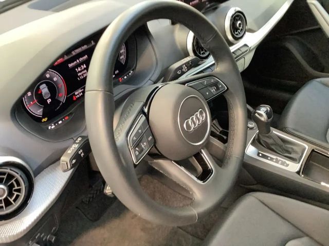 Audi Q2 35 TFSI S-Line