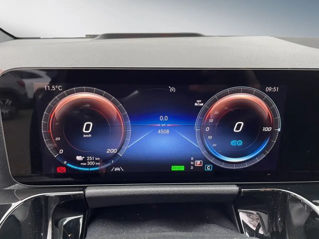 Mercedes-Benz EQA 300 4MATIC AMG Line