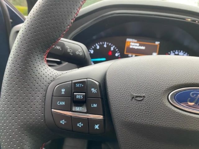 Ford Focus ST Line Wagon