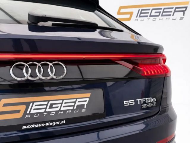 Audi Q8 55 TFSI Hybride Quattro S-Line