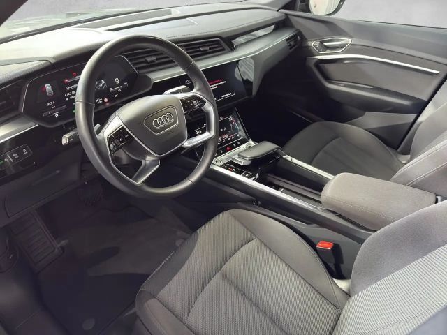 Audi Q8 e-tron 50 Business Quattro