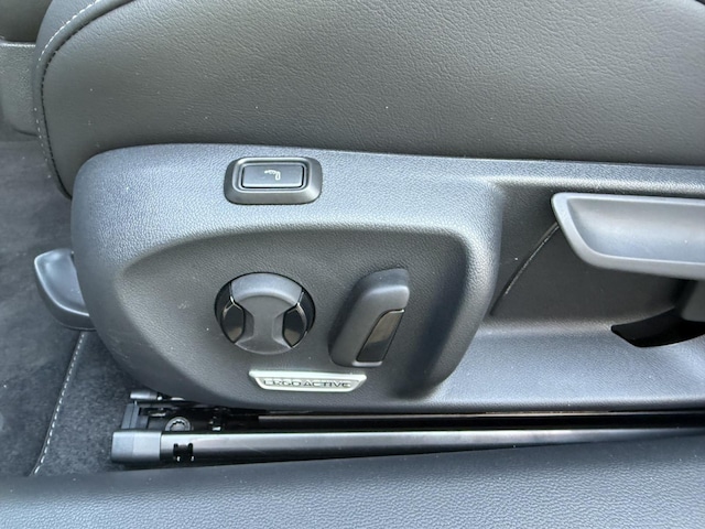 Volkswagen Passat DSG R-Line eHybrid