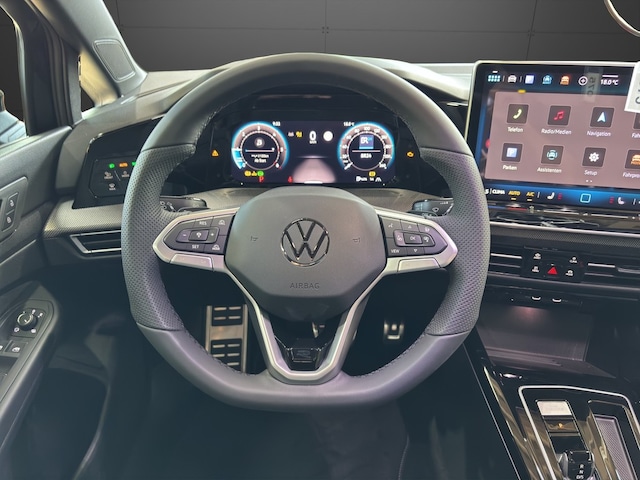 Volkswagen Golf DSG R-Line