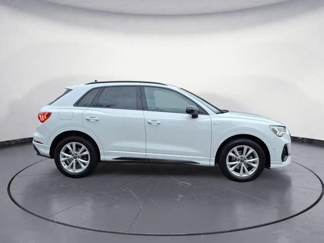 Audi Q3 35 TDI S-Line S-Tronic